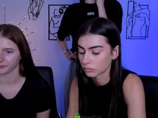 chloe-ley1