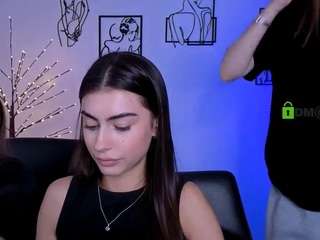 chloe-ley1