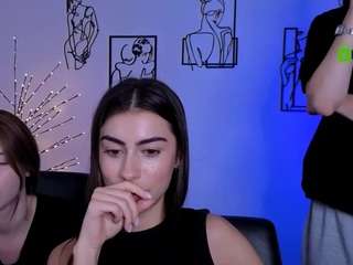 chloe-ley1