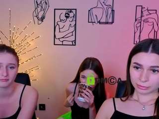 chloe-ley1 live cam preview