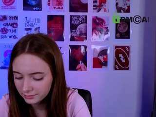chloe-ley1