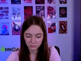chloe-ley1
