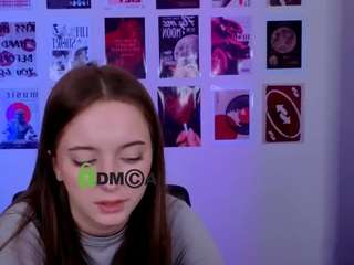 chloe-ley1 live cam preview
