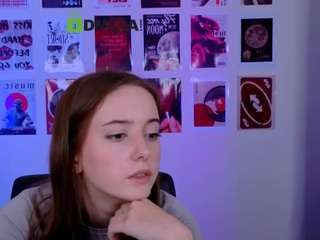 chloe-ley1