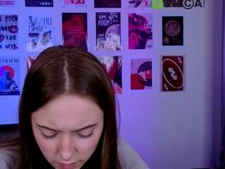 chloe-ley1