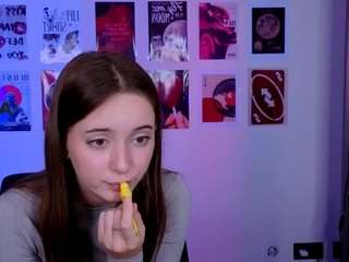 chloe-ley1 live cam preview