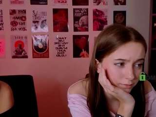 chloe-ley1