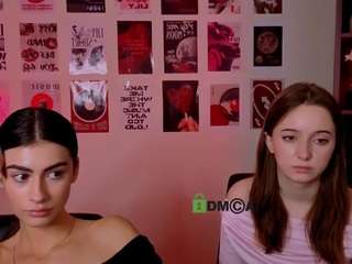 chloe-ley1 live cam preview