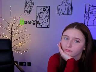 chloe-ley1