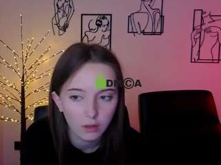 chloe-ley1