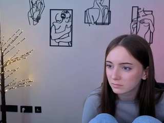chloe-ley1