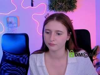 chloe-ley1