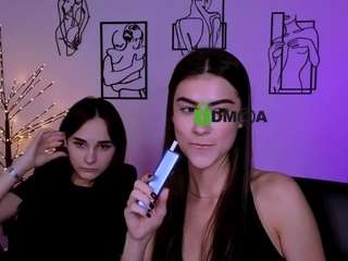 chloe-ley1 live cam preview