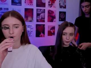 chloe-ley1