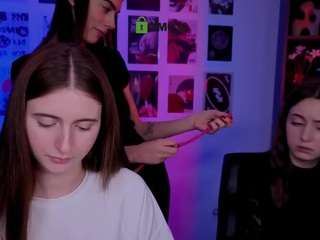 chloe-ley1