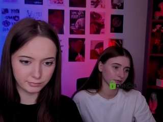 chloe-ley1 live