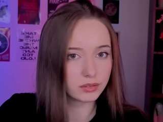 chloe-ley1