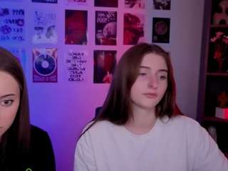 chloe-ley1
