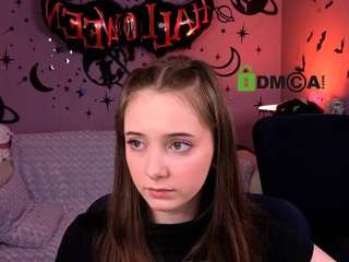 chloe-ley1