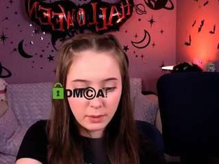 chloe-ley1
