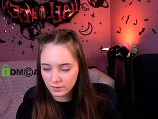 chloe-ley1