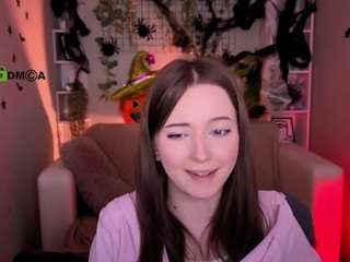 chloe-ley1