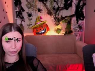 chloe-ley1