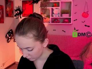 chloe-ley1