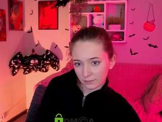 chloe-ley1