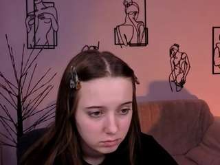 chloe-ley1
