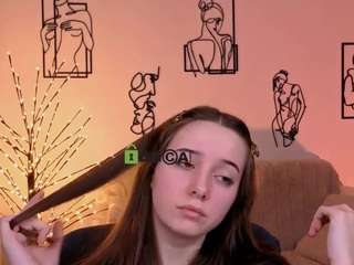 chloe-ley1