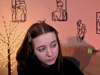 chloe-ley1