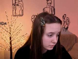 chloe-ley1