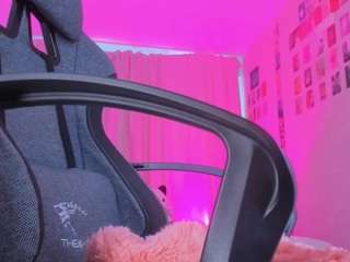 Eva-Blossom live cam