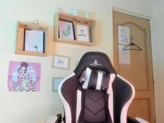 Franchezcaa live webcam show