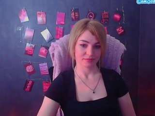 helliemur1's CamSoda show and profile