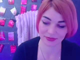 helliemur1's CamSoda show and profile