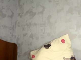 Live webcam model julianalill on Soda Cams