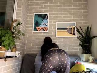 junieskok live cam profile