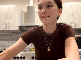 junieskok live cam profile