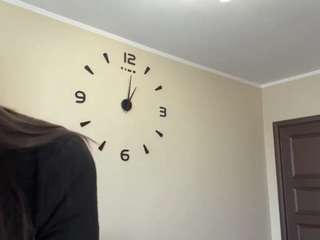 Live webcam model krystynakaer on Soda Cams