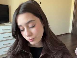 le modèle krystynakaer est en webcam porno dans un show sur le site camsoda, il possède les tags suivants: ahegao,shaved pussy,middle aged,milf,naked,nature,no drinking,no smoking,ohmibod,petite,sexting,small tits,lingerie,spank,spanking,squirter,strip,striptease,tattoos,tease