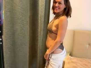 le modèle lizacams est en webcam porno dans un show sur le site camsoda, il possède les tags suivants: average,bdsm,sexting,roleplay,rimming,pump,orgasm,no smoking,no drinking,muscular,handjob,green eyes,english,dildo,cock rating,bedroom,blonde hair,hd