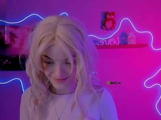 lola-savage webcam