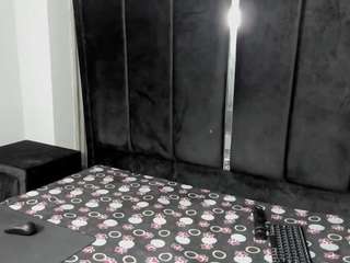 lunasmithyl webcam