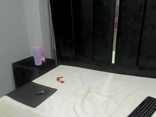 lunasmithyl live cam profile