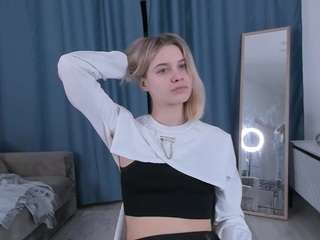 manuelacravatta Live Webcam on CamSoda