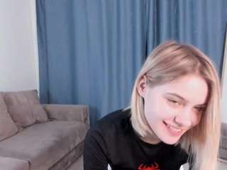 Live webcam model manuelacravatta on Soda Cams