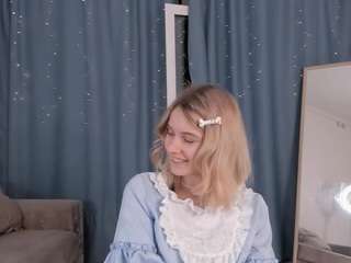 Live webcam model manuelacravatta on Soda Cams