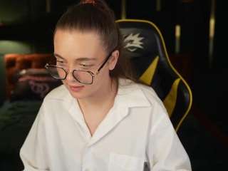 nanalove054 live cam profile